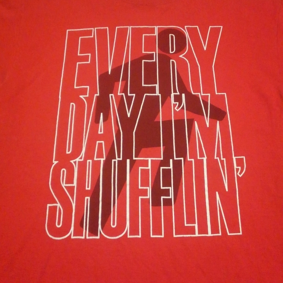 Every Day I'm Shufflin Shirt ♦️♠️ Hustling Shuffling Dealer Poker Las Vegas 🎴 - Picture 3 of 9